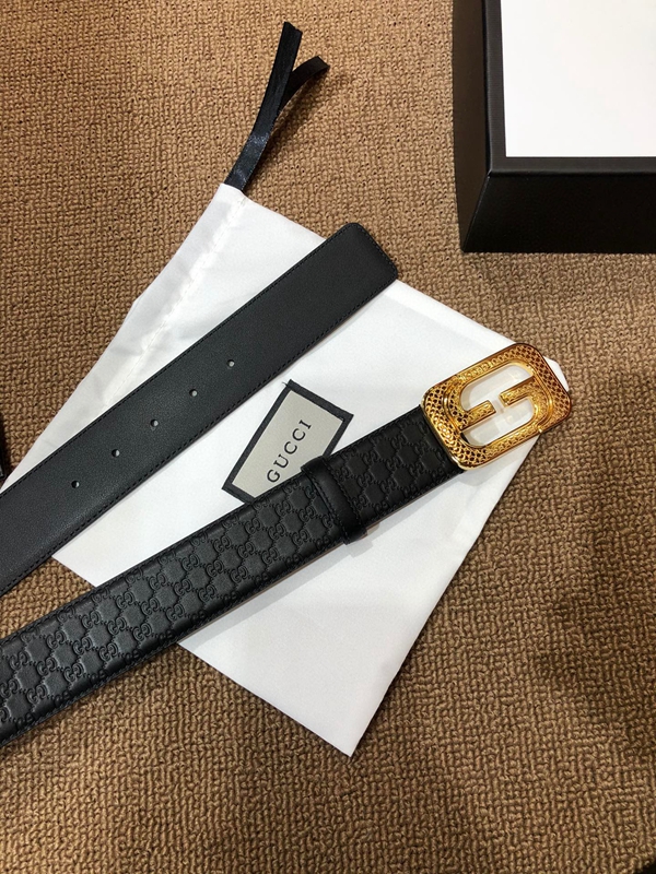 スーパーコピーグッチベルト角部分ディテール